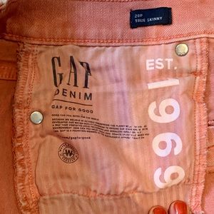 GAP Jeans - GAP Pastel Denim Mid Rise Jeans GAP Jeans - GAP Pastel Denim Mid Rise Jeans